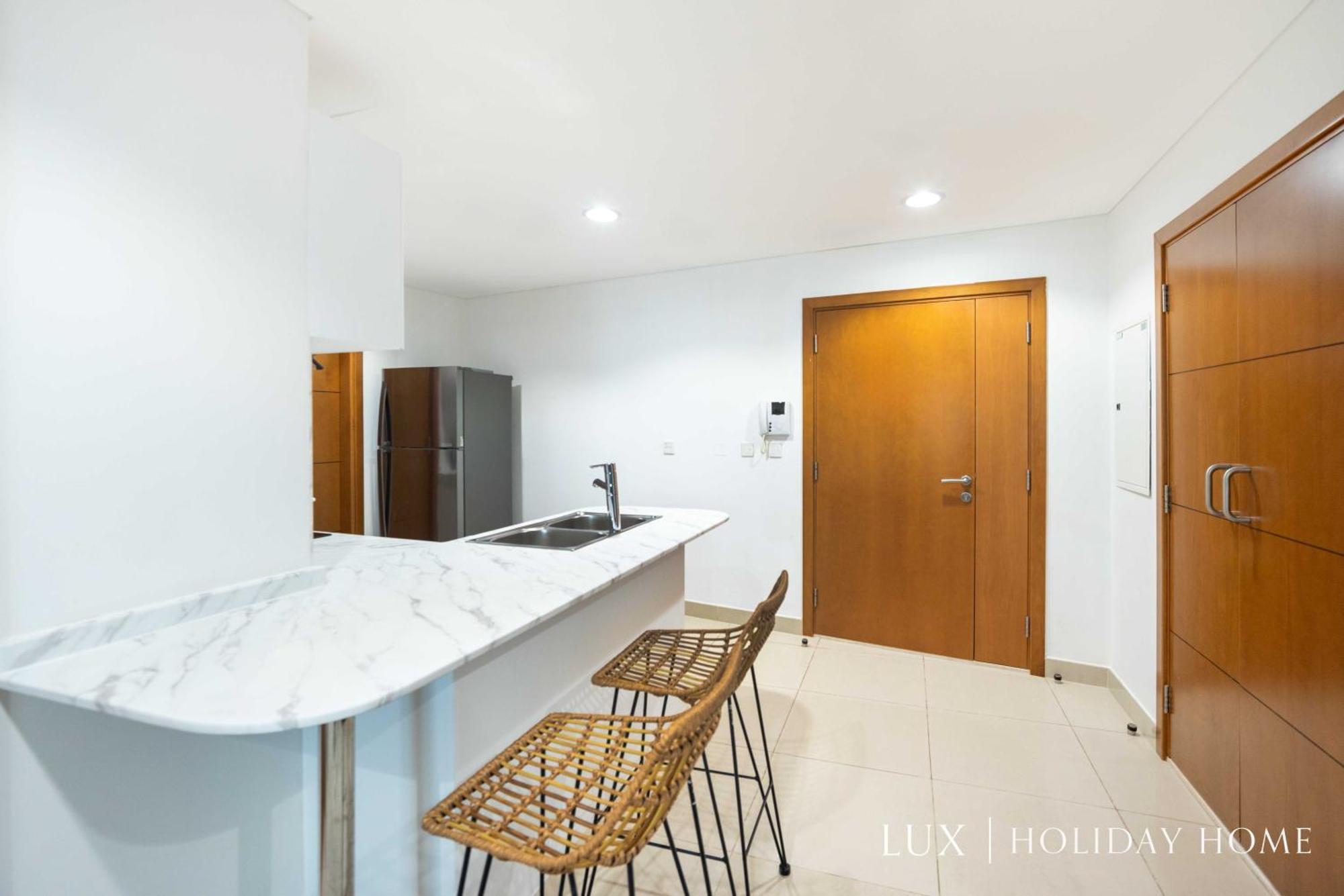 Lux The Marina Ocean View Suite 1 Dubai Exterior photo